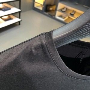 Meet your Posher, Edisoj